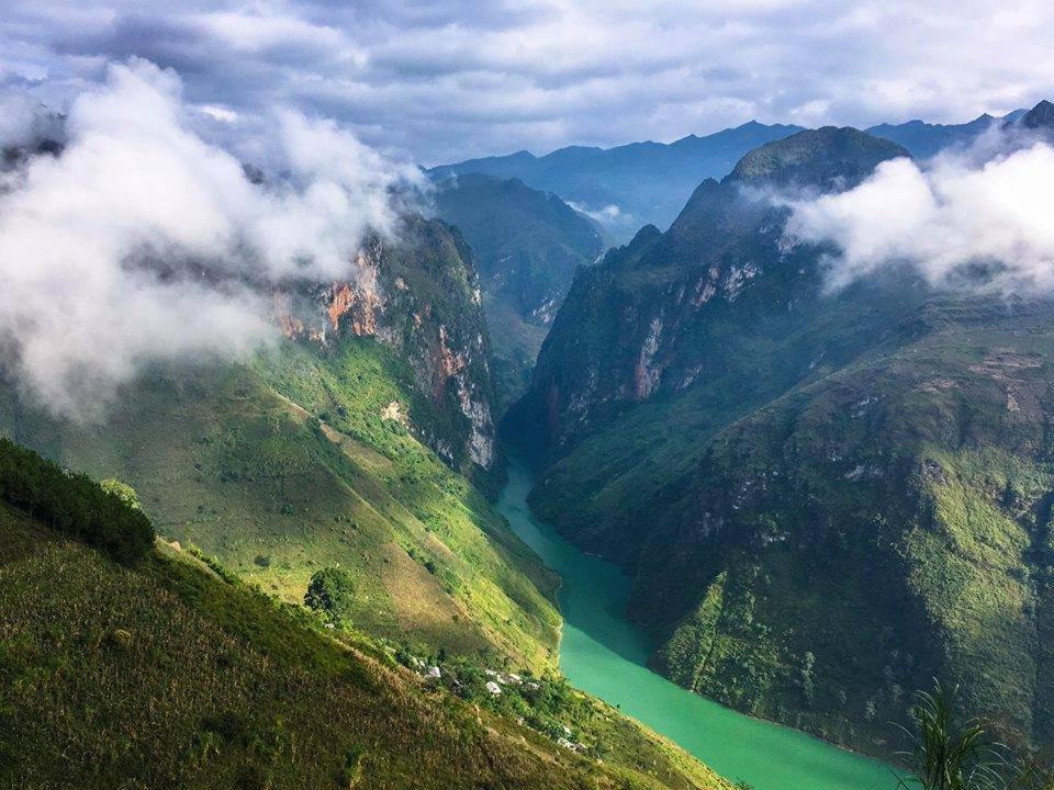 Ha Giang Riverside Hostel & Tour Zewnętrze zdjęcie